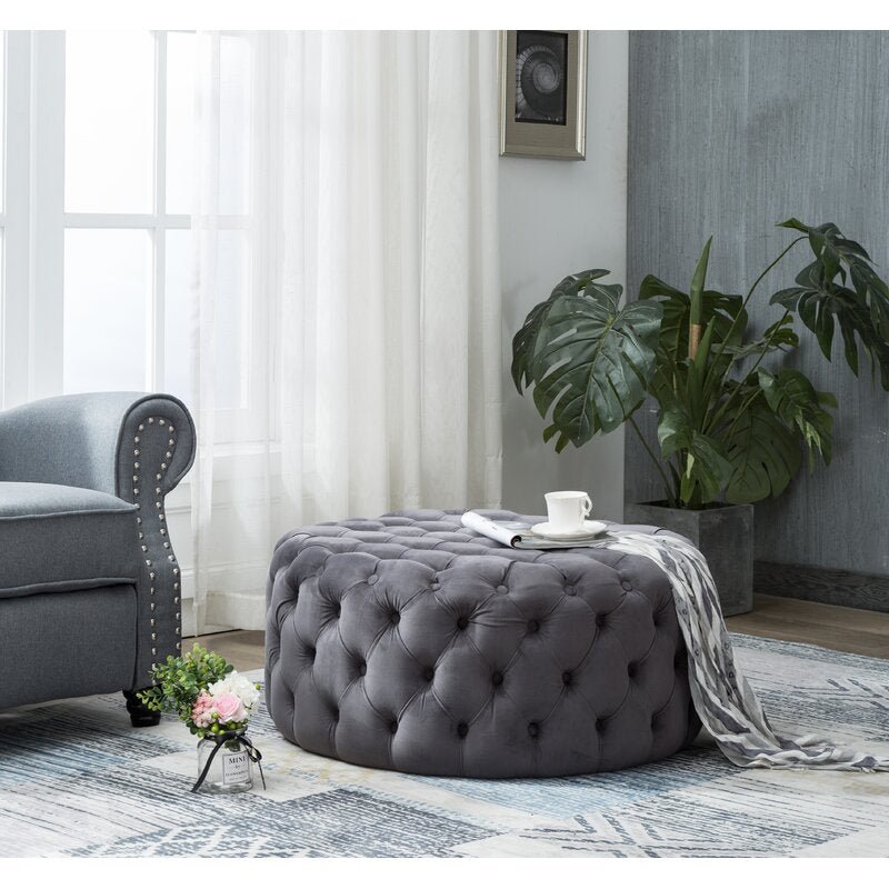 Round tufted deals storage ottoman